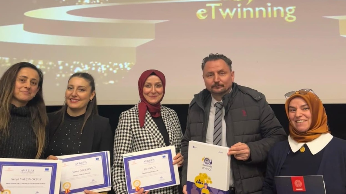 Okulumuz Artık E-Twinning Okulu